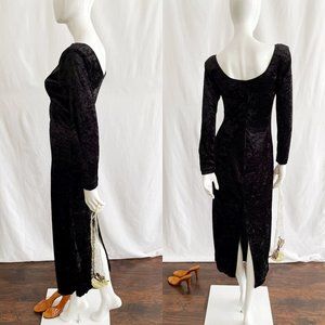 All That Jazz Velvet Long Sleeve Midi Dress - New w/ tags